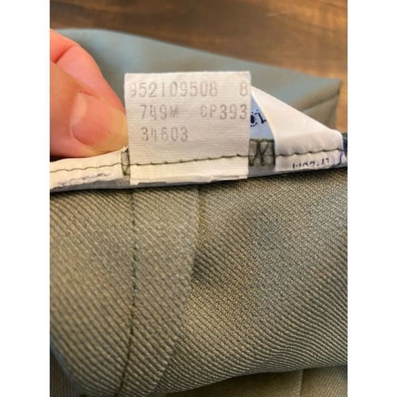 Vintage Levi Strauss & Co. Olive Green MIDI Skirt - Picture 3 of 12